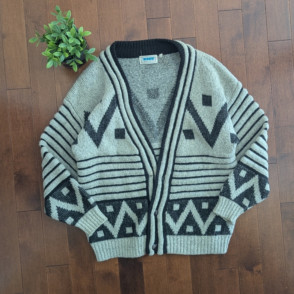 Vintage Gray and Black Geometric Wool Cardigan